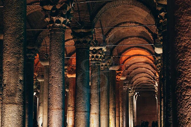 1 Istanbul Tour: Highlights, Street Food & Hidden Pearls - Topkapı Palace and the Ottoman court