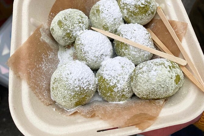 #1 Rated NYC Chinatown Food and History Walking Tour with FNYT - A sweet pause at Alimama Tea