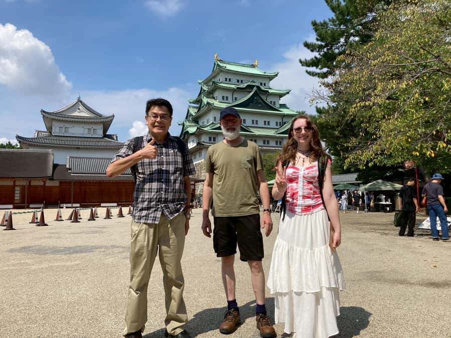 2.5-Hour Nagoya Tour: Castle History, Local Food & City View - Honmaru Palace and its painted sliding screens