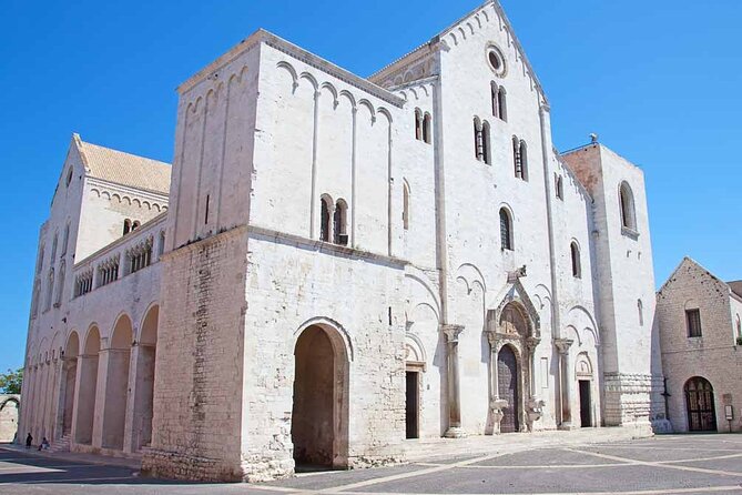 2-Hour Guided Walking Tour of Bari with Street Food - San Sabino Cathedral and San Nicola Basilica