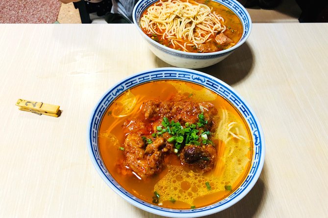 4-Hour Private Tour of Calligraphy Class, Hutong and Dumplings - What to know before you book