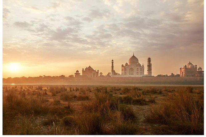 Agra: Street Food and Walk Tour with Spice Market by Tuk-Tuk - Why this evening tour shows you a different Agra