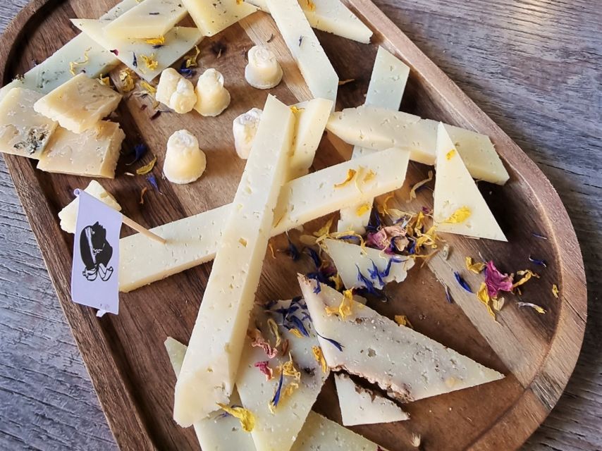 Ajaccio: Local Food Tour with Tastings - Cheese from sheep and goats