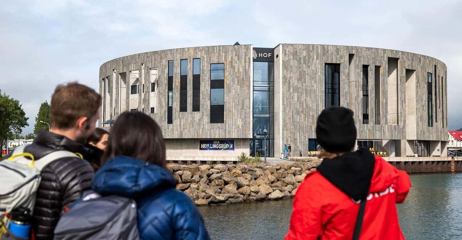 Akureyri: City Walk with Local Food - Should you book the Akureyri City Walk with Local Food?