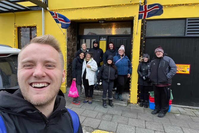 Akureyri Food Walk With 5 Tastings and a Local Guide - The first tastings: fish soup and local comfort food