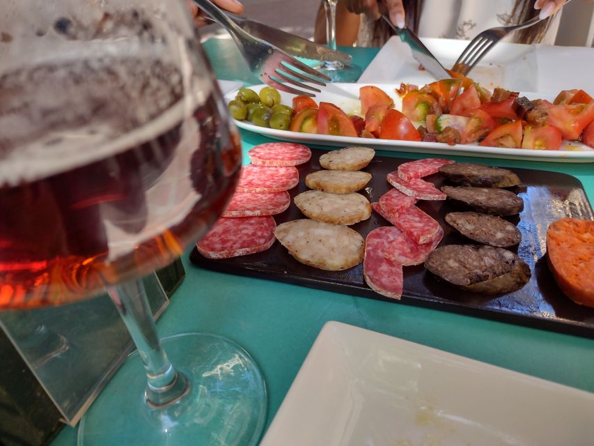 Alicante: Food Walking Tour with Tastings - What you taste inside the market
