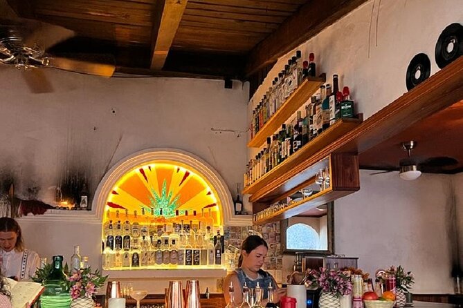 All Included Foodie Tour: Tacos & Cocktails at the Best Bars - Three stops, three ways to taste Guadalajara