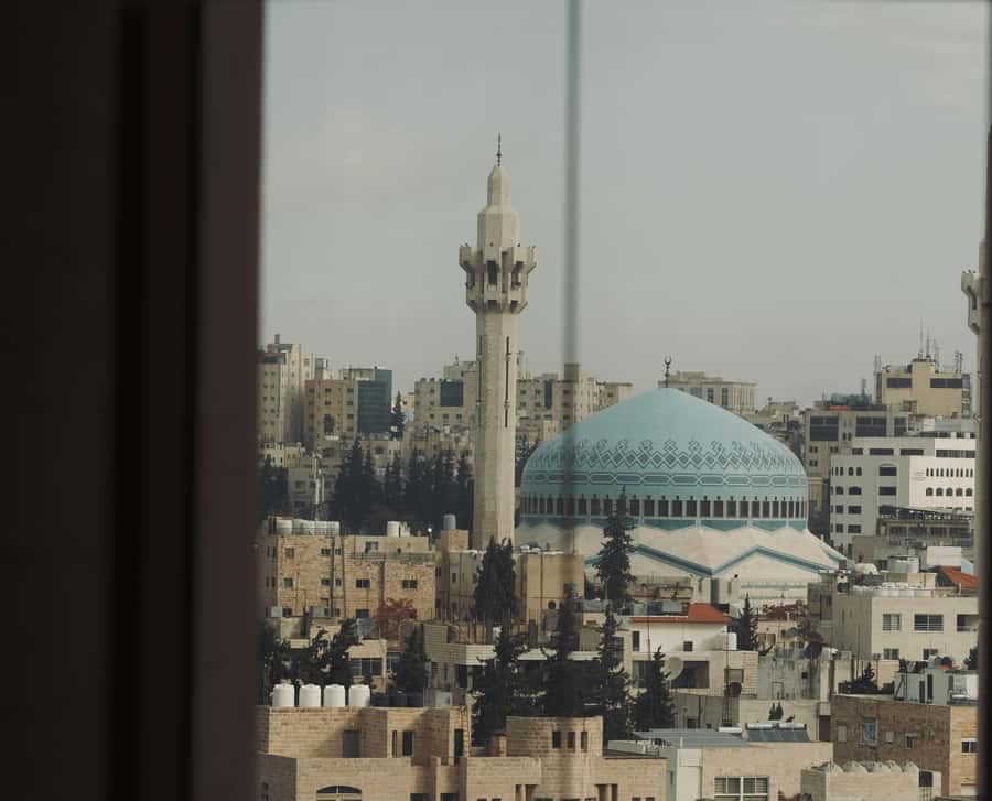 Amman Walking Tour: Hidden Gems, Culture & Street Food - Downtown markets and eating like a local