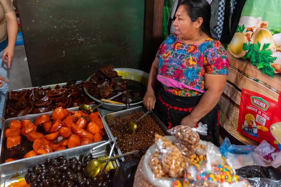 Antigua Guatemala: Street Food Walking Tour with Tastings - Antigua’s buildings and food history along the way