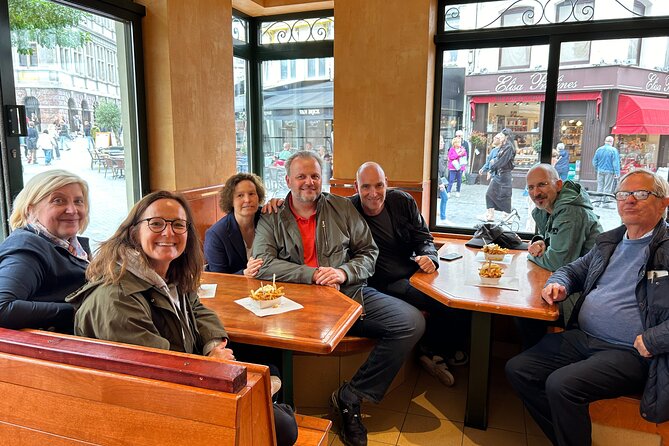 Antwerp: Food Walking Tour with 5 Tastings - Antwerp in five bites and one beer
