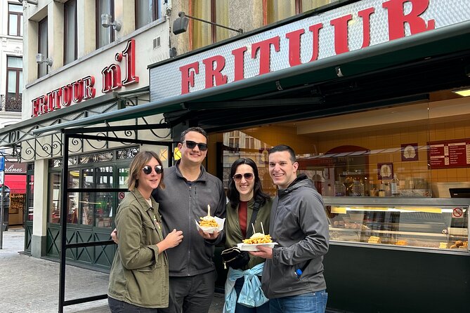 Antwerp: Food Walking Tour with 5 Tastings - What the small group changes