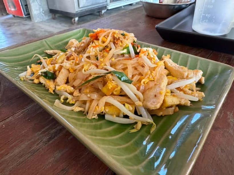 Ao Nang: Hands-on Learn to Cook 3 Popular Thai's street food - Food quality and what you take home