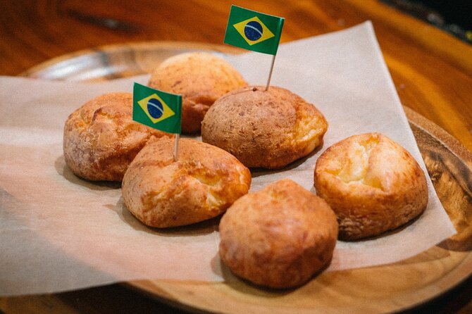 Astoria Food Walking Tour in New York - Tipsy Scoop finishes with a boozy American twist