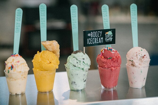 Astoria Food Walking Tour in New York - The small group changes the feel of the walk
