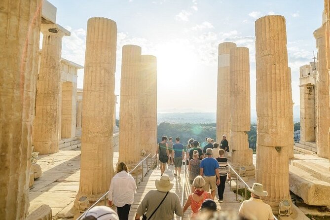 Athens Private Walking Tour: Acropolis monuments, Plaka and local food - Why a private guide changes the Acropolis visit