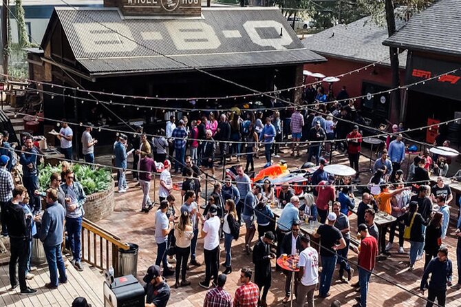 Austin Downtown Food Tour With BBQ Brisket and Peach Cobbler - What this Austin barbecue walk is really like