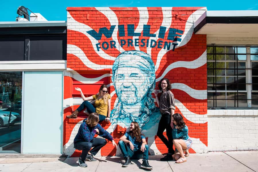 Austin: Street Art and Street Food Tour - The guide can make or break the morning