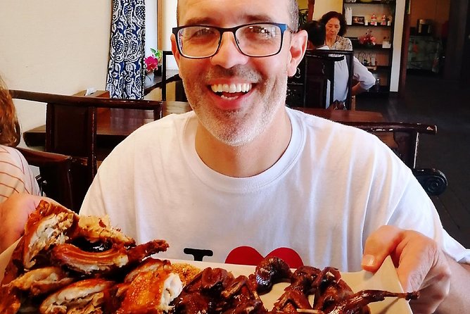 Authentic Local Food Tour in Center Beijing - Four to six stops and a full meal’s worth of food