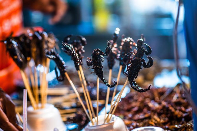 Authentic Street Food Tour in China Town Bangkok - The Optional Bar Stop and Alcohol Costs