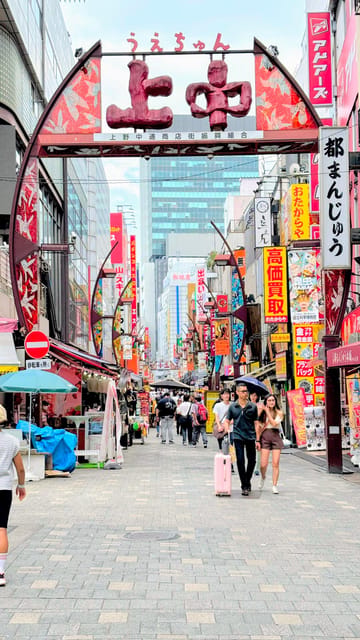 Awesome Private Tour: Tsukiji, Asakusa, Shinjuku, Shibuya - Ginza and Kabukiza: polished Tokyo in a short stretch