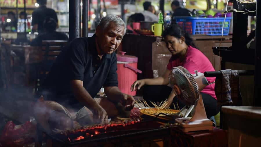 Bali: Denpasar Market Food Tour with 7 Tastings Must-Try - Early morning timing and transport choices