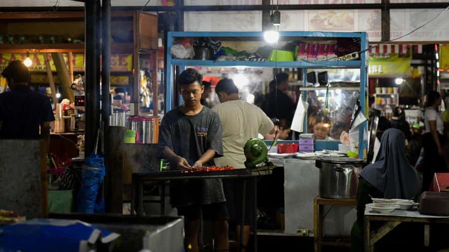 Bali: Denpasar Market Food Tour with 7 Tastings Must-Try - Who should book this food tour?