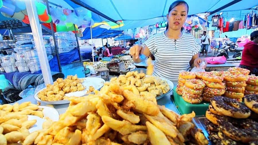 Bali: Denpasar Market Food Tour with 7 Tastings Must-Try - The seven dishes that give the tour its flavor