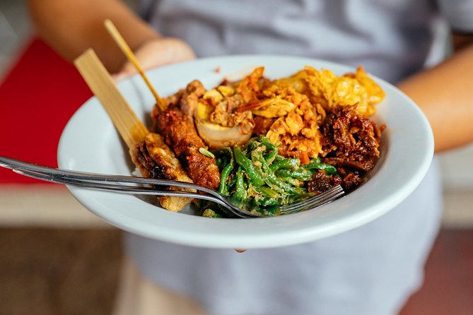 Bali Private Food Walking Tour With Locals: The 10 Tastings - Badung Market: starting where Denpasar eats