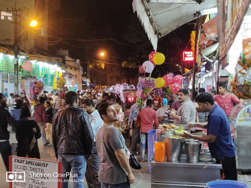 Bangalore: Food Street Walk and a colourful bazaar - VV Puram and the South Indian favorites