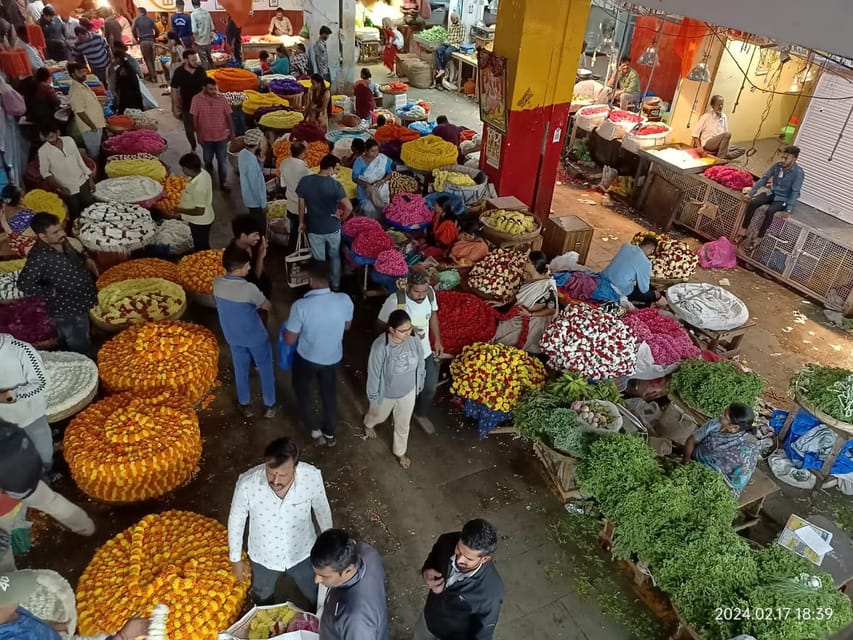 Bangalore- Food street walk and market visit in evening - A short Metro ride to VV Puram