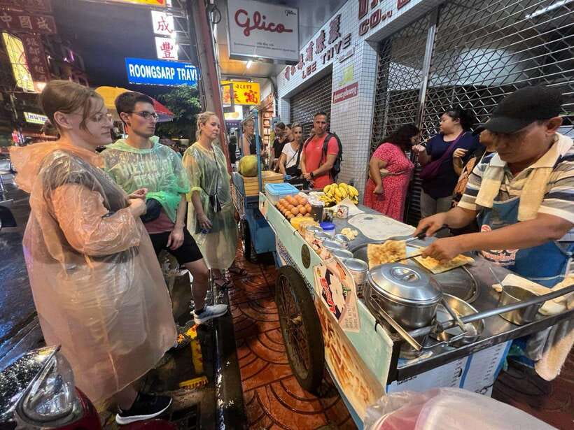 Bangkok Authentic Tasting Thai-Chinatown Walking Food Tour - The guides make the difference