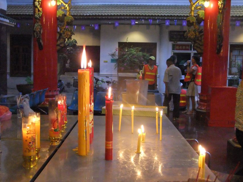Bangkok by Night Cycling Tour with Street-food Meal - What the $45 price really covers