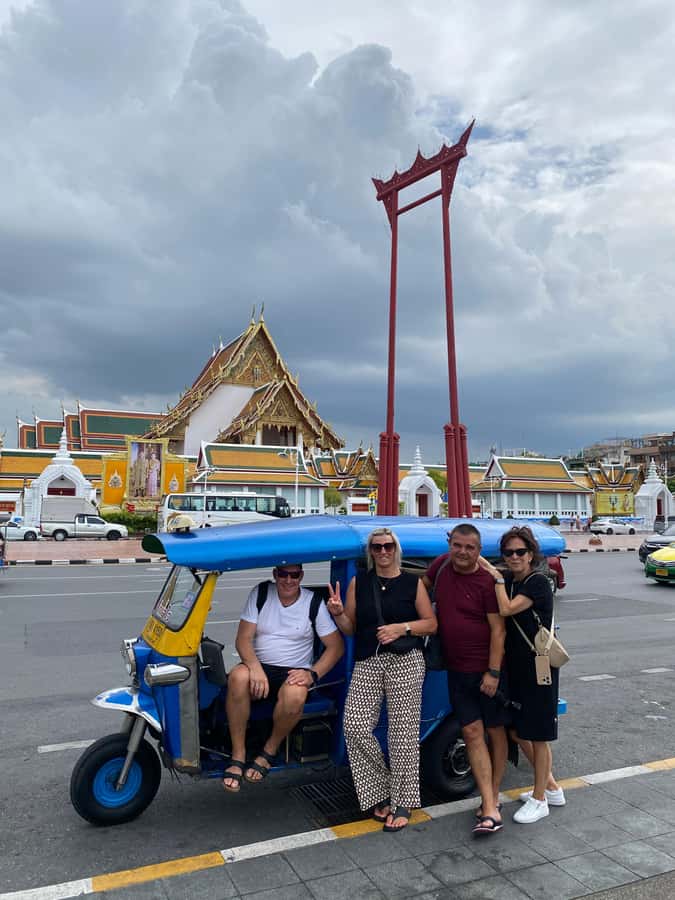 Bangkok: explore Wat Pho + tuk tuk sightseeing - Why the reclining Buddha makes Wat Pho worth your time