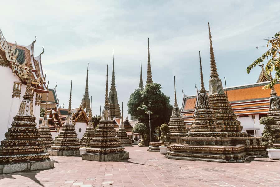 Bangkok: Grand Palace, Wat Pho and Wat Arun - Ferry to Wat Arun and the river view