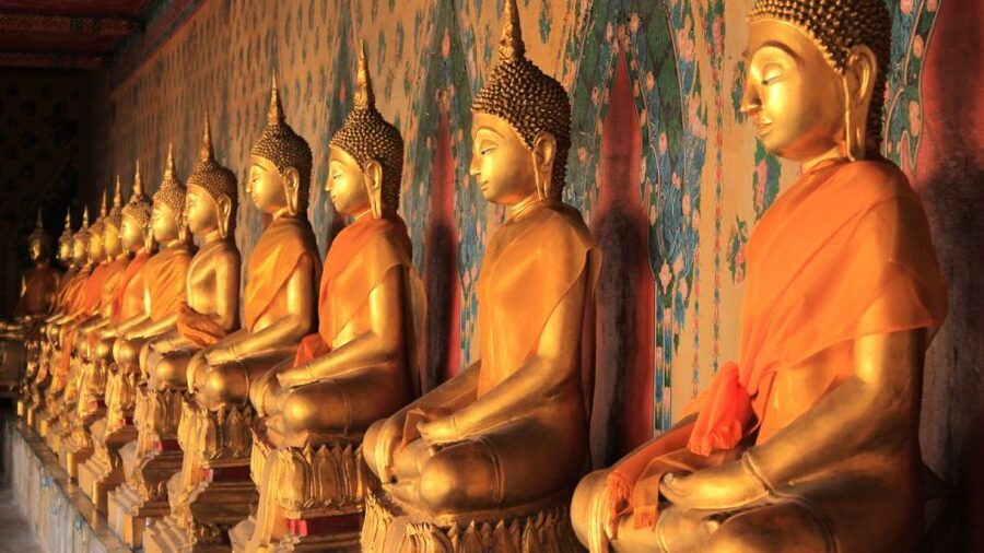 Bangkok: Grand Palace & Wat Pho Half-Day Private Tour - Price, entrance fees, and what the package is worth