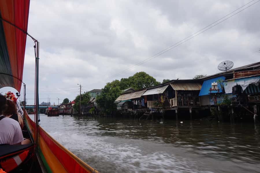 Bangkok: Grand Palace, Wat Pho & Long Tail Boat Tour - Bangkok Noi by long-tail boat