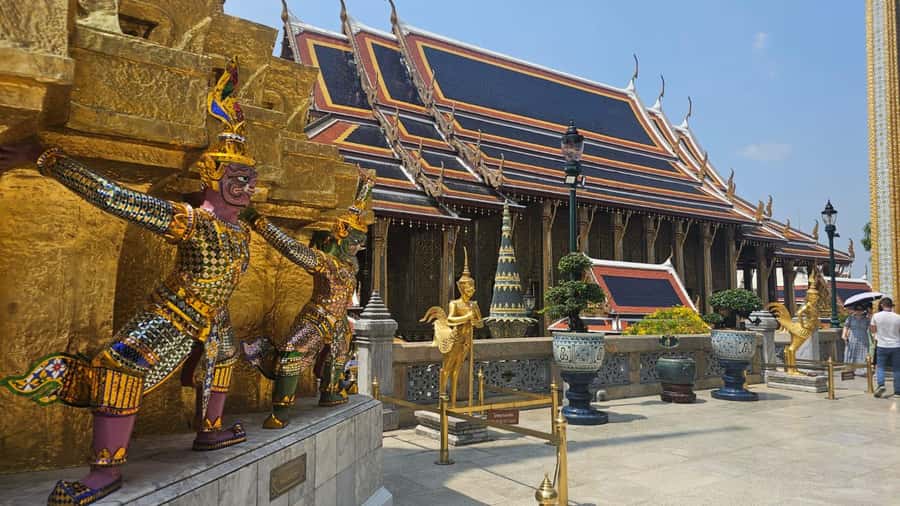 Bangkok: Grand Palace, Wat Pho & Long Tail Boat Tour - Should you book this Bangkok tour?