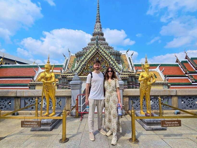 Bangkok: Grand Palace, Wat Pho, Wat Arun and Wat Sa Ket Tour - Wat Saket and the Golden Mount: end with city views