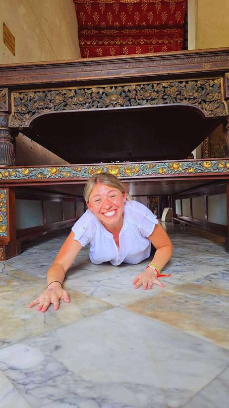 Bangkok: Grand Palace, Wat Pho, Wat Arun and Wat Sa Ket Tour - Clothing, heat, and walking: practical advice