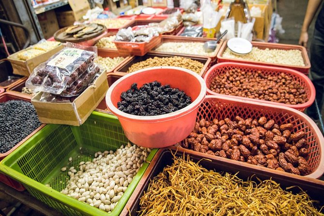 Bangkok Hidden Gems: Talad Noi, Chinatown & Street Food Tour - How demanding is the walk?