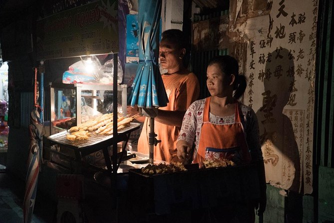 Bangkok Hidden Paths Night Biking Tour with Street-food Meal - Chinatown through narrow lanes and evening lights