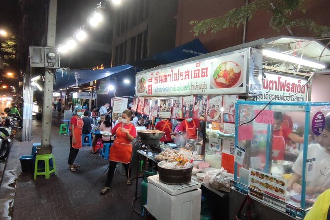 Bangkok: Michelin Guide Street Food Tour by Tuk Tuk - The tuk tuk rides are part of the meal