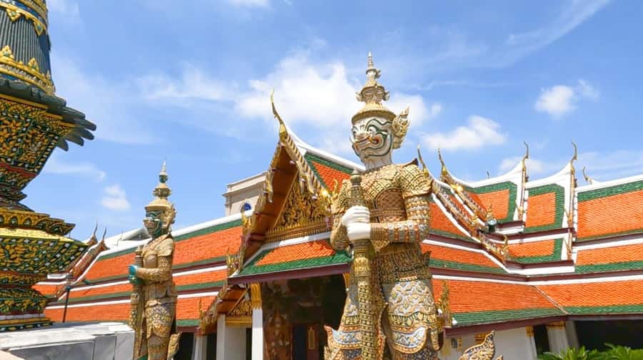 Bangkok: Private Temple City Grand Palace, Wat Pho, Wat Arun - Why this private temple route works