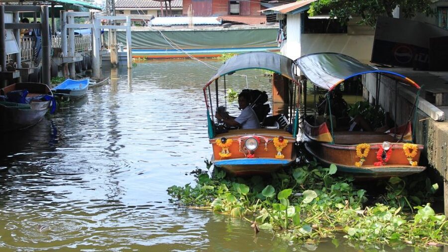 Bangkok: Private Thonburi Longtail Boat Tour & Wat Pho Visit - Hotel Pickup Makes the Morning Easier