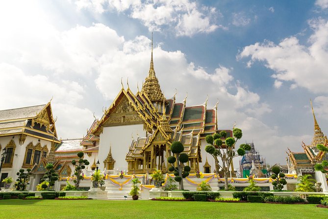 Bangkok Reclining Buddha (Wat Pho) Entrance Ticket - Who should book this experience?