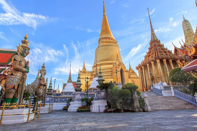 Bangkok Royal Road - Top 3 Major Monuments (Grand Palace, Wat Pho, Wat arun) - The Grand Palace: royal power in one compound