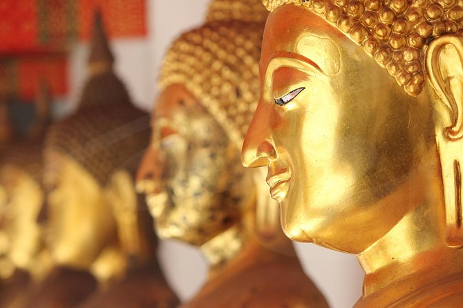 Bangkok Royal Road - Top 3 Major Monuments (Grand Palace, Wat Pho, Wat arun) - How good is the guiding?