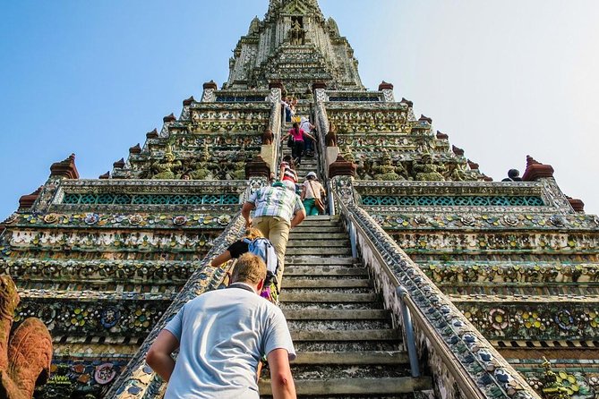 Bangkok’s Three Iconic Temples: Wat Traimit, Wat Pho & Wat Arun - Shared tour or private upgrade