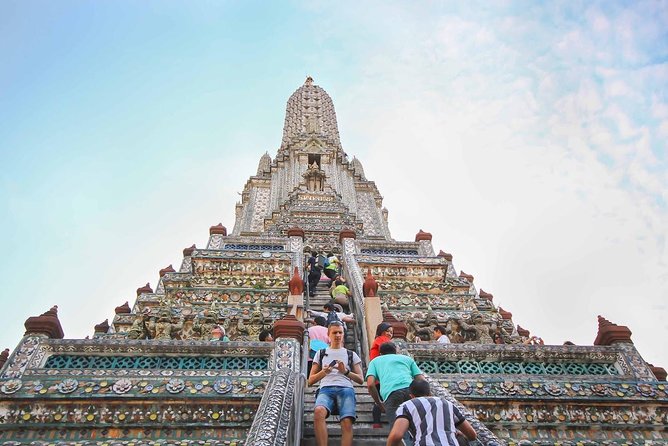 Bangkok’s Three Iconic Temples: Wat Traimit, Wat Pho & Wat Arun - Is $132.94 good value?
