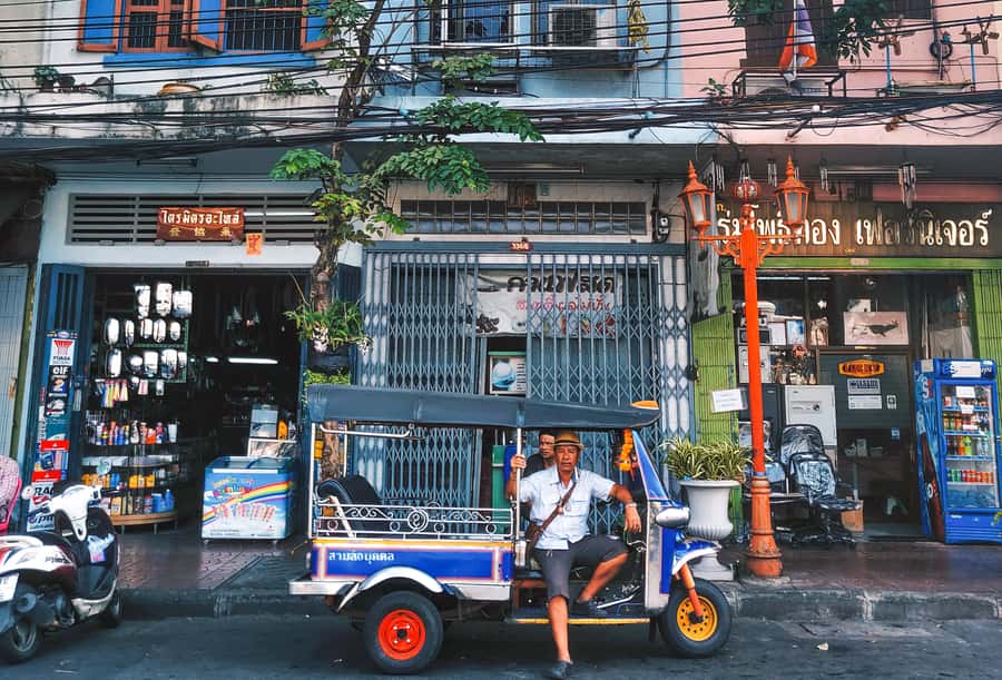 Bangkok: Street Art and Street Food Walking Tour - Who will enjoy this walk most?